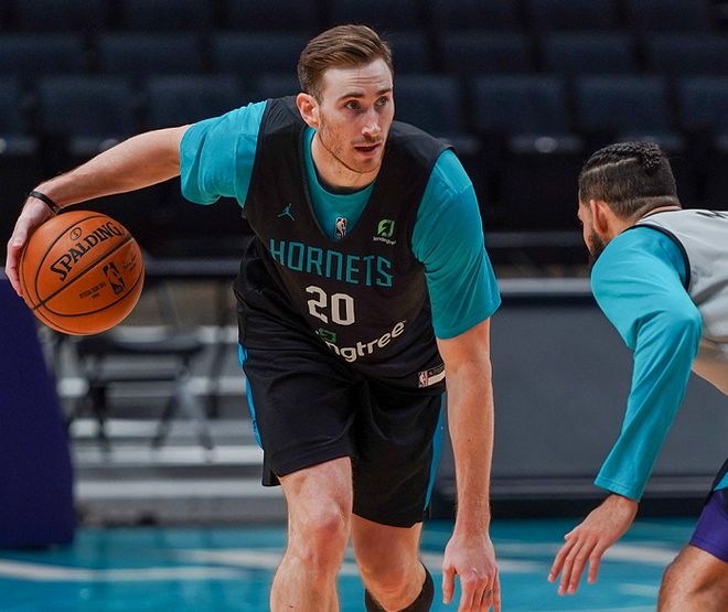 辽宁本钢客场击败广东华南虎