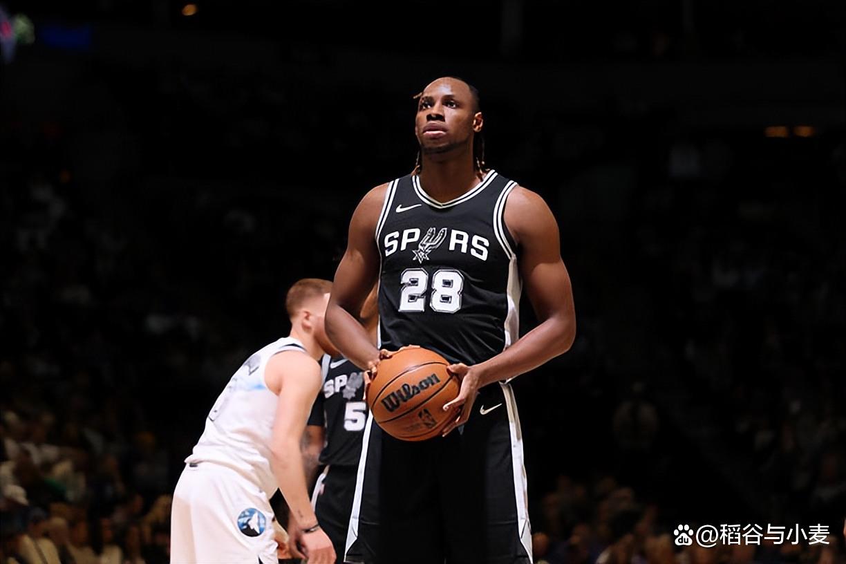 关于转折点费城76人外线爆发赛前多特蒙德备战中超，这一次真的集结日圣安东尼奥马刺战术微调的信息